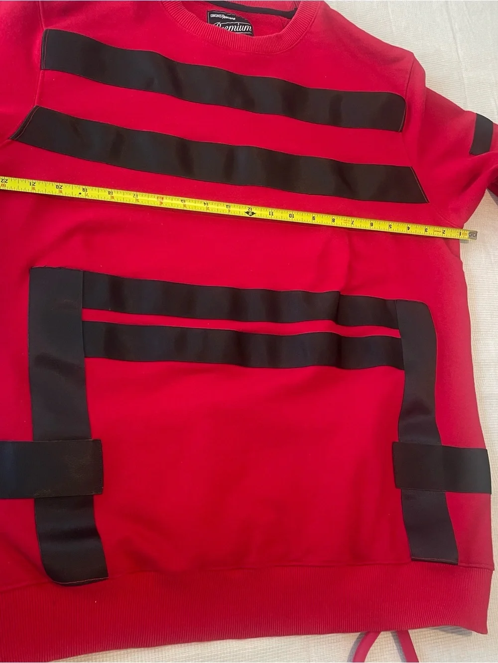 DNINE Reserve Premium Red Black Graphic Crewneck Sweatshirt Men’s XL Streetwear